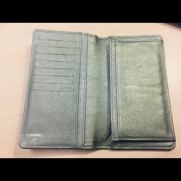 🌸🌸Authentic Chanel Diamond Stitch Wallet🌸🌸 - Picture 3 of 8